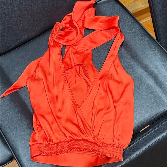 Express Elegant Red Women's Top - Picture 2 of 3